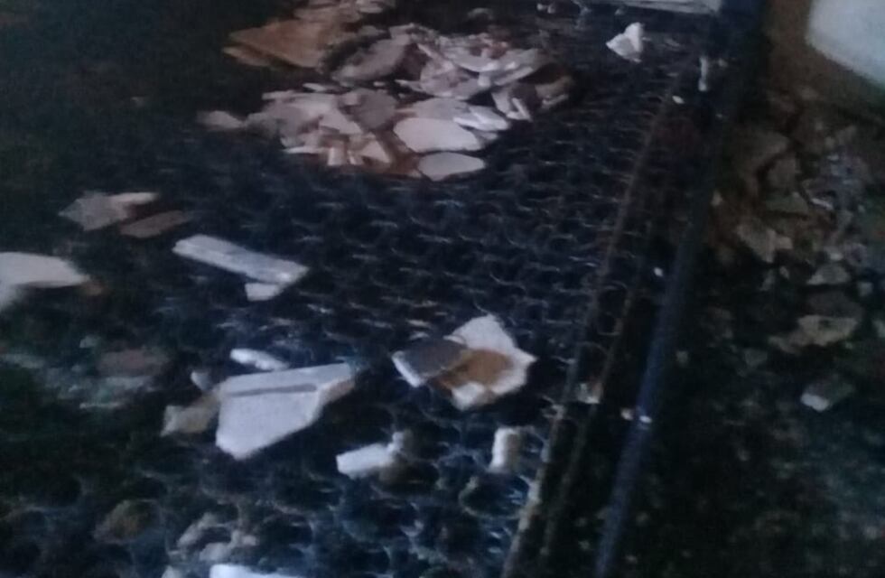 Barrio Mariano Moreno: se ex pareja le prendió fuego la casa y destruyó todas sus cosas