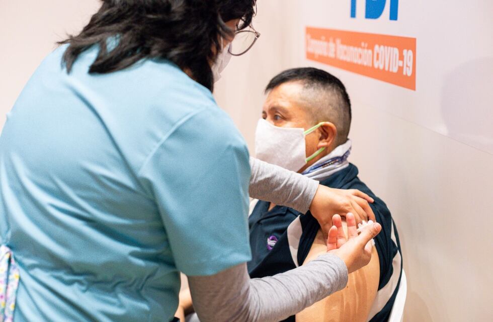 El Gobierno Provincial destacó la gran labor de los vacunadores en su “Día”