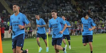 Los cordobeses "Cuti" Romero y Julián Álvarez.