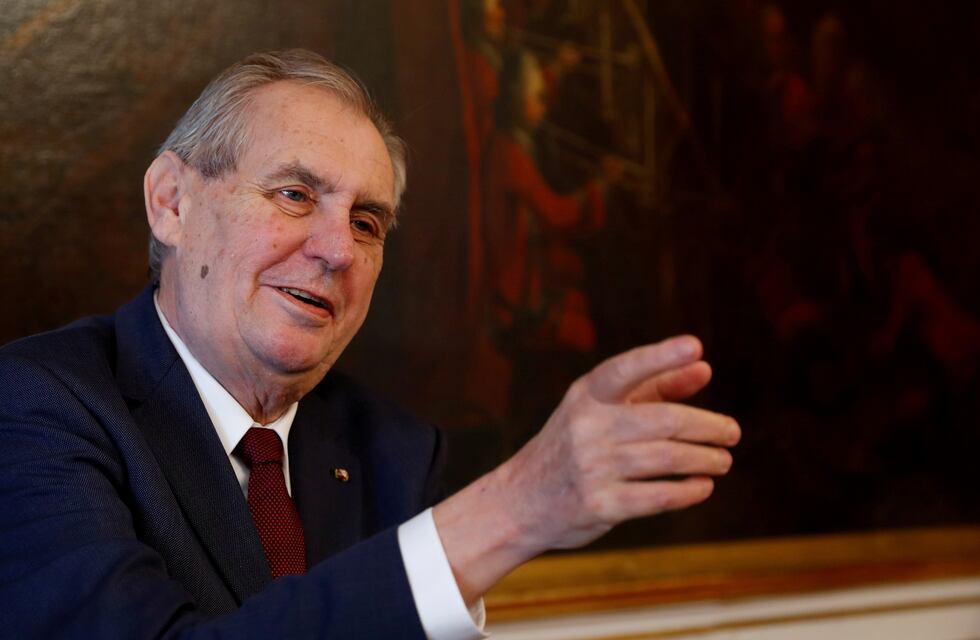 El presidente de República Checa calificó a las personas transgénero como “asquerosas”