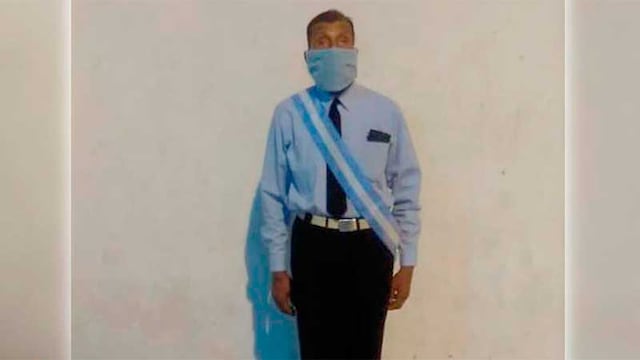 Un hombre de 70 años de Jujuy terminó el secundario como abanderado