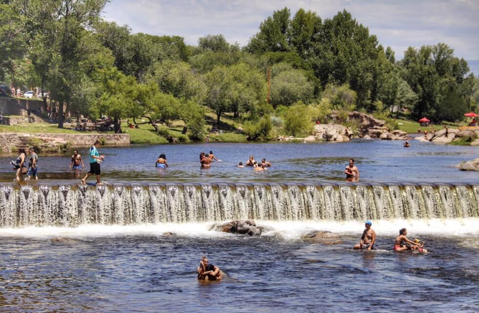 Carlos Paz: estiman que este “finde” de carnaval trabajarán más del 70% de  las plazas hoteleras