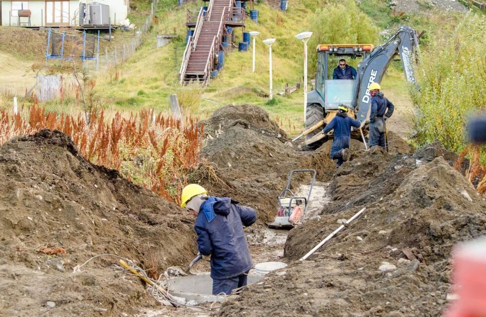 Ushuaia: realizan obras pluviales en el barrio Mirador del Fernández