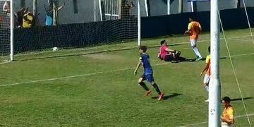 Manuel Bustos abrió la cuenta de Quilmes en Barranquitas, ante Sportivo