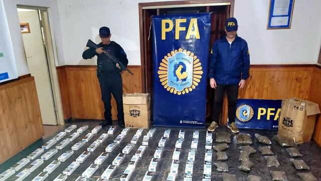 Operativo policial en Puerto Iguazú: decomisaron drogas y cigarrillos de contrabando.