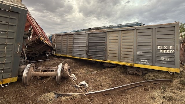 Un tren chocó un camión con semirremolque en Córdoba.
