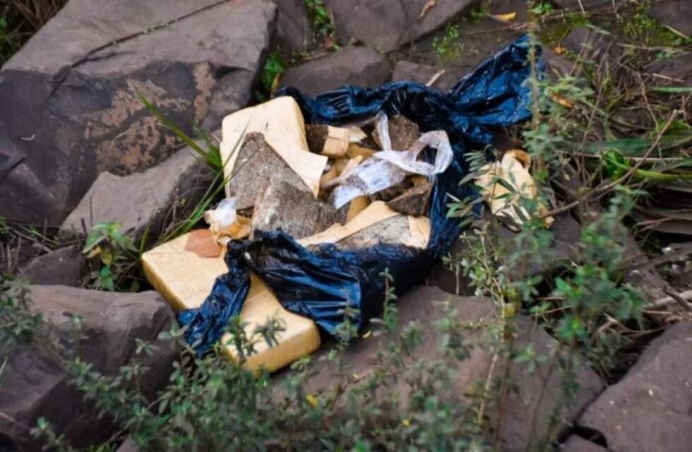 Encuentran marihuana a la vera del arroyo Estepa de Posadas