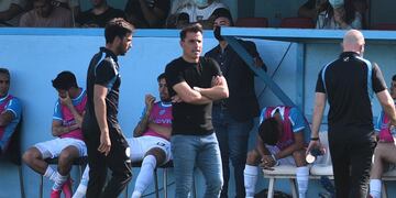 Si Bruno Zapelli se recupera, el DT Guillermo Farré va con los mismos ante Chicago (Pedro Castillo).