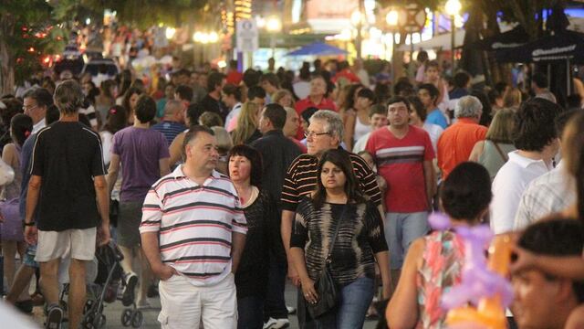 Optimismo. En Carlos Paz creen que la ciudad “va a explotar” de turistas. Piden reservar por anticipado (La Voz/Archivo).