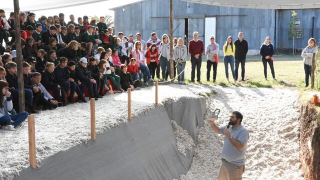 Jornadas Escolares “Desde el suelo pensemos en el medioambiente”