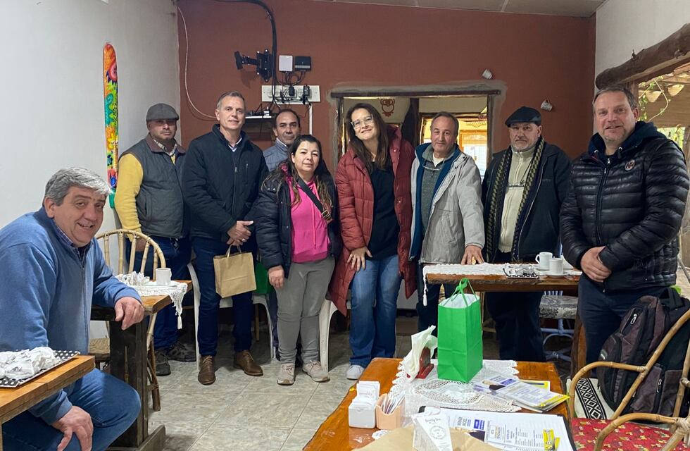 Werner Nickel se reunió con vecinos de Reta