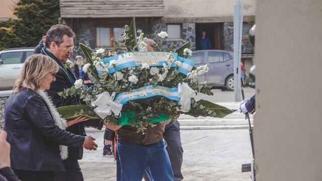 El Ministro de Cultura de la Nación homenajeó en Ushuaia a los Caídos en Malvinas