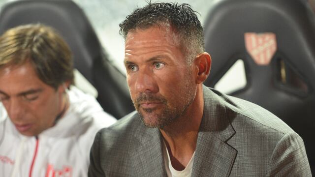 Diego Davobe, DT de Instituto, en el partido ante Huracán por la Copa de la Liga Profesional. (La Voz)