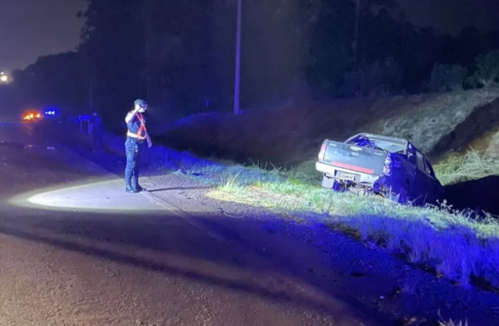 Accidente fatal en Los Helechos: conductor salió despedido de su camioneta y falleció en el acto