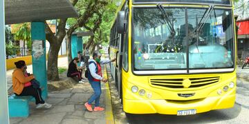 Habrá servicio de transporte urbano para trabajadores esenciales
