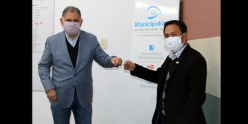 El intendente de San Salvador de Jujuy, Raúl Jorge, recibió la visita del cónsul del Estado Plurinacional de Bolivia en la provincia, Juan Ino Mamani.