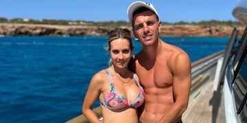 Giovani Lo Celso y Magui Alcacer fueron padres por primera vez y el nombre de su bebé es Emilia.