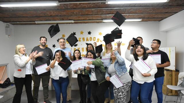 Entrega de certificados a egresados y egresadas del Seguila!