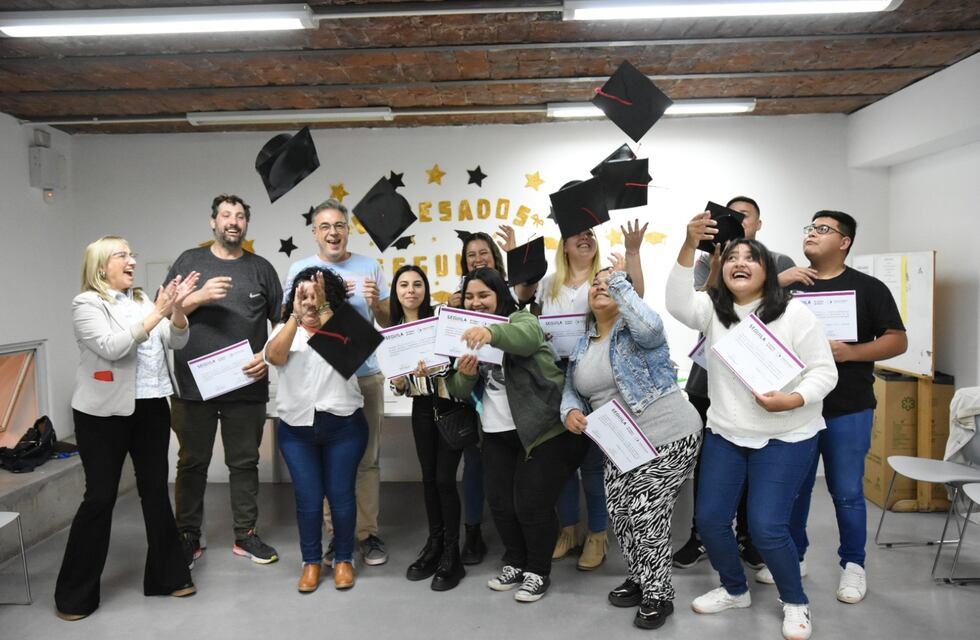 Entregaron 19 certificados a egresados y egresadas del Seguila!