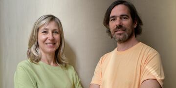 Elecciones 2023
Los diputados nacionales y candidatos a presidenta y vicepresidente por el PTS - Frente de la Izquierda de los Trabajadores Unidos, Nicolás del Caño y Myriam Bregman, junto al precandidato a gobernador Lautaro Giménez 
Foto : Orlando Pelichotti