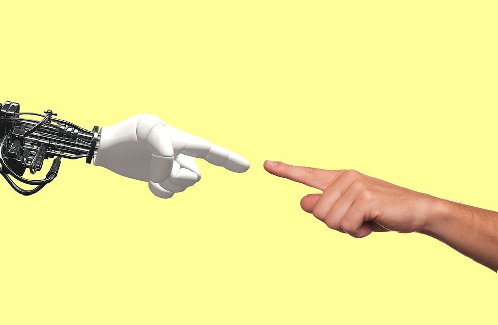 Opinión. Inteligencia Artificial, humanos y máquinas trabajando juntos: ¿qué puede ocurrir con los puestos de trabajo?
