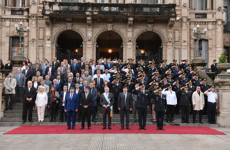 Realizaron el acto y desfile en conmemoración de los 202 años de la Policía de Tucumán
