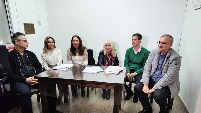 El Senador Alcides Calvo en el recambio de las autoridades del Hospital "Almicar Gorosito" de Sunchales