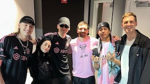 Así fue el encuentro de Nicki Nicole, Peso Pluma, Duki y Bizarrap con Lionel Messi durante el partido de Inter Miami