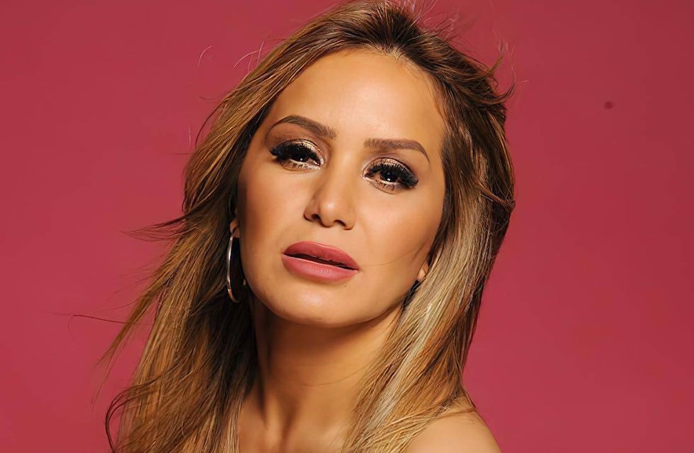 Bucaneras, minifalda y top de encaje: Karina La Princesita deslumbró con el osado look que eligió para uno de sus shows