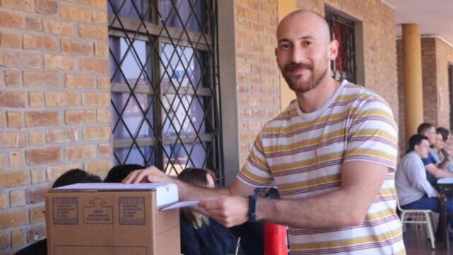 Balotaje 2023: Pablo Hassan, intendente de Oberá, sufragó y llamó a elegir a nuestro nuevo presidente.