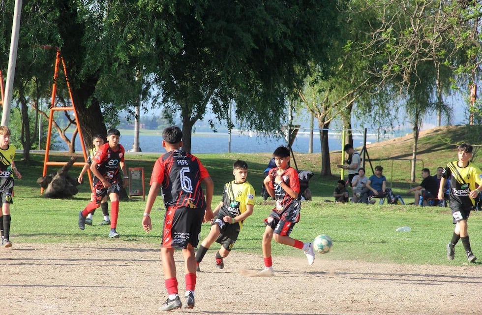 Este sábado arranca la Liga Municipal de Escuelas de Fútbol en Villa Carlos Paz