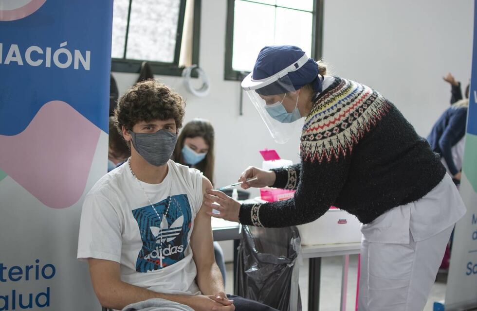PASO Santa Fe: el domingo cierran centros de vacunación y testeos de COVID-19