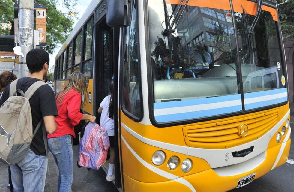 Cómo funcionarán los servicios en Córdoba durante el feriado largo de Carnaval