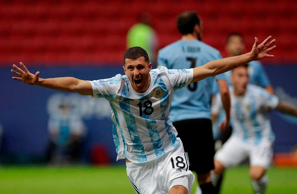Guido Rodríguez se ganó un lugar en la Selección Argentina y está en la mira de un grande de la Premier League