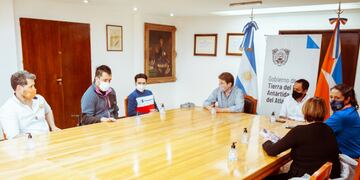 El Mandatario recibió a ambos en la Casa de Gobierno.