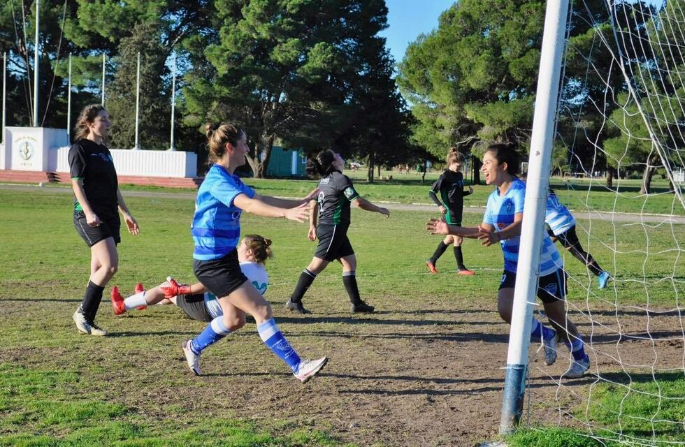 Fútbol Femenino: Puerto Belgrano sumó un buen punto ante Municipales