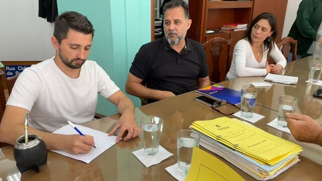 Diego Martino, secretario de Desarrollo Urbano y Metropolitano, junto a los concejales