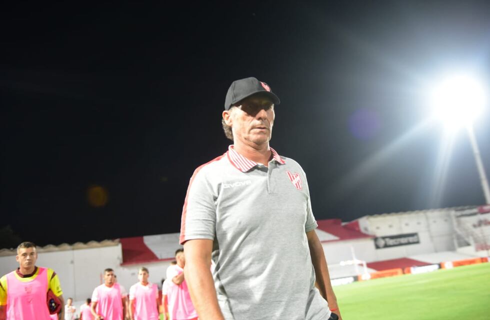 Pedro Troglio y la derrota de Instituto: “San Lorenzo tuvo la suerte de encontrar ese penal”