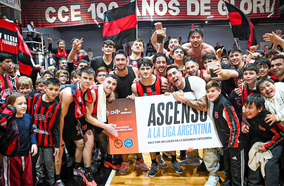 Central Entrerriano aplastó a Pérfora y logró el ascenso a la Liga Argentina