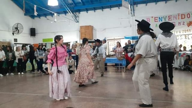 La profesora Melina Gelós dio detalles en el programa radial Contalo Como Quieras de Fm del Mar (100.1) sobre el Paseo de la Tradición