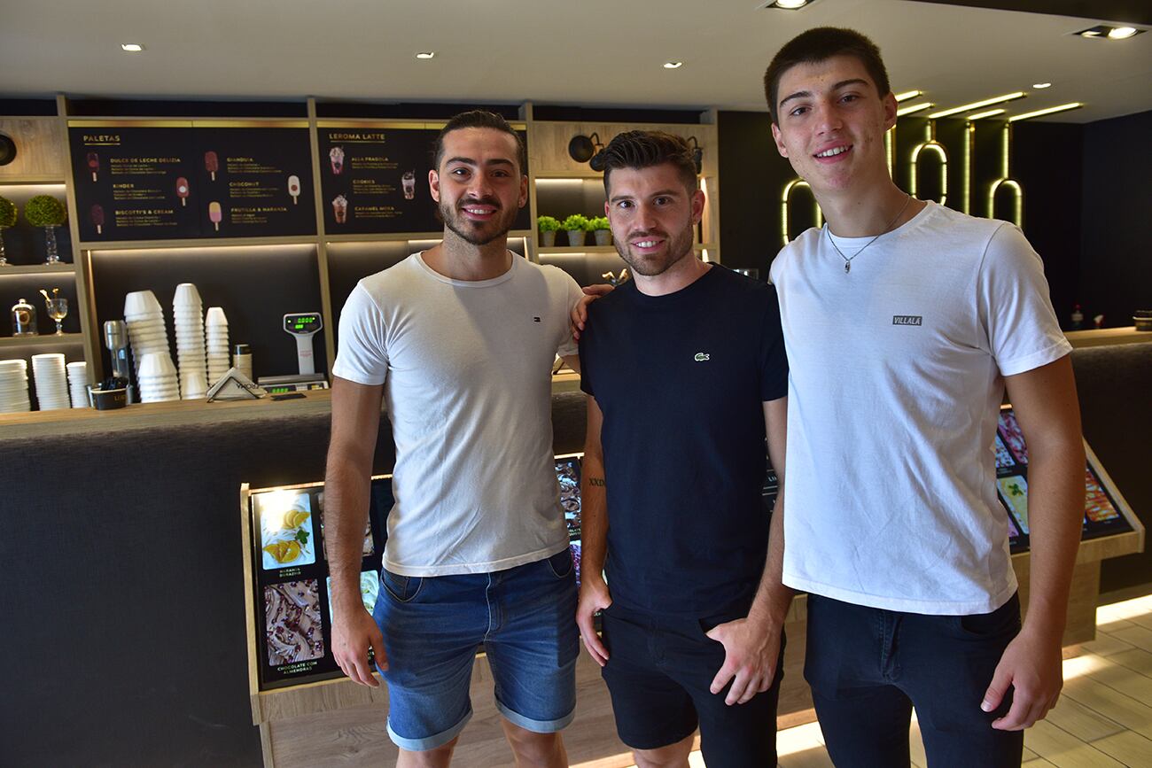 Familia Castro, propietarios de la heladería Leroma. (Ramiro Pereyra / La Voz) 