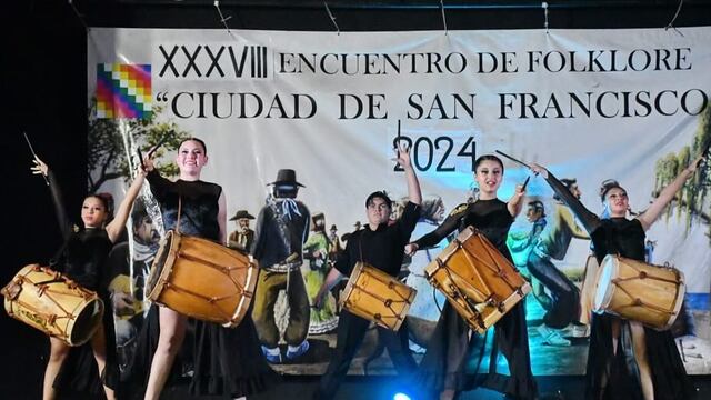 La Escuela Municipal de Danzas de Arroyito