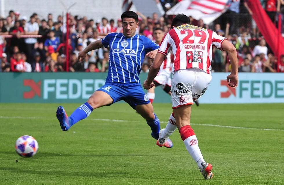 Furor por la nueva camiseta del Tomba: los hinchas la podrá comprar a ciegas
