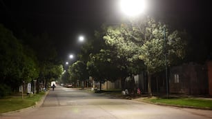 Nueva iluminación LED en el barrio Güemes