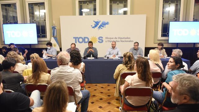 Massa, Guzmán, Martínez, Heller y Aparicio encabezan reunión en la previa del tratamiento por el acuerdo con el FMI - Gentileza
