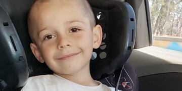 Ahora por Santi. El niño padece un neuroblastoma y necesita de la solidaridad de todos.