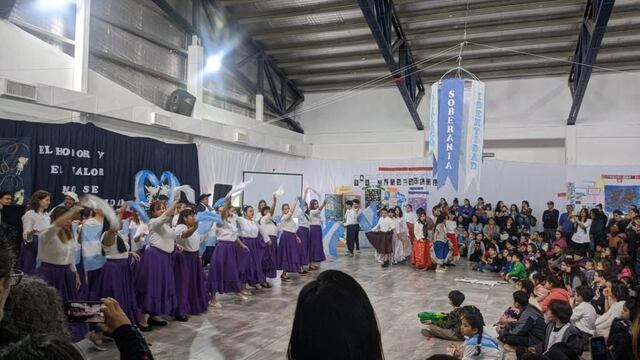 Emotiva muestra de Malvinas “Enredando Sueños”