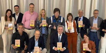 De qué trata el polémico libro que Javier Milei regaló a su gabinete: “Defendiendo lo indefendible”