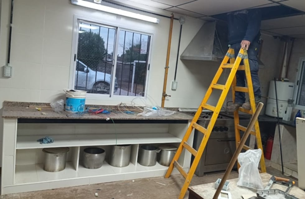 Obras y mejoras en escuelas del distrito de Tres Arroyos