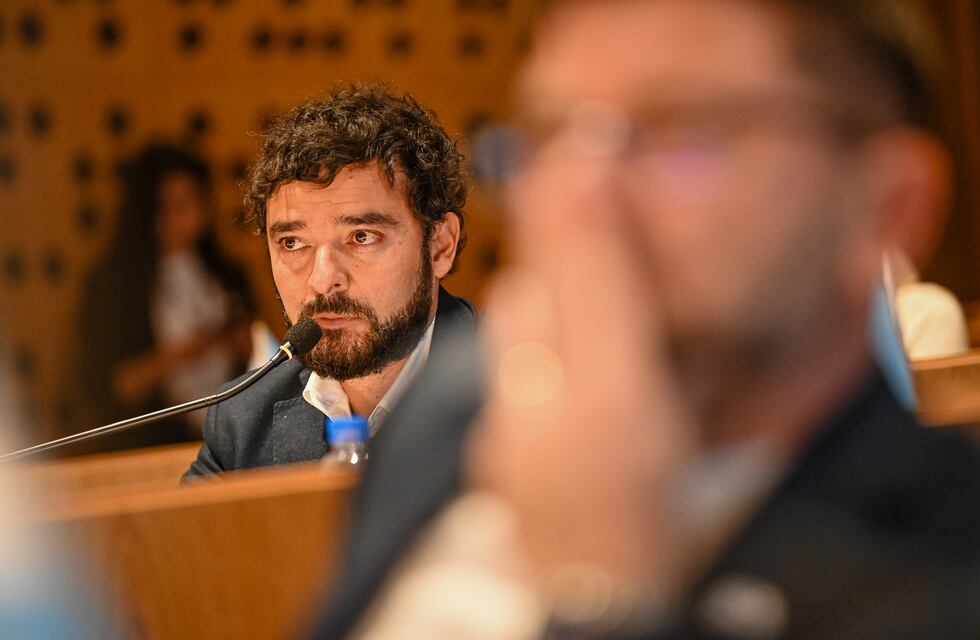 “Me crié consumiendo drogas”: la estremecedora revelación de un concejal de Córdoba en medio de una sesión